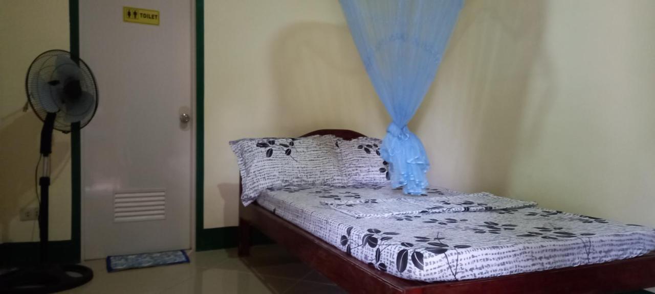 Rodel Yellow Hauz Itaytay Exterior foto